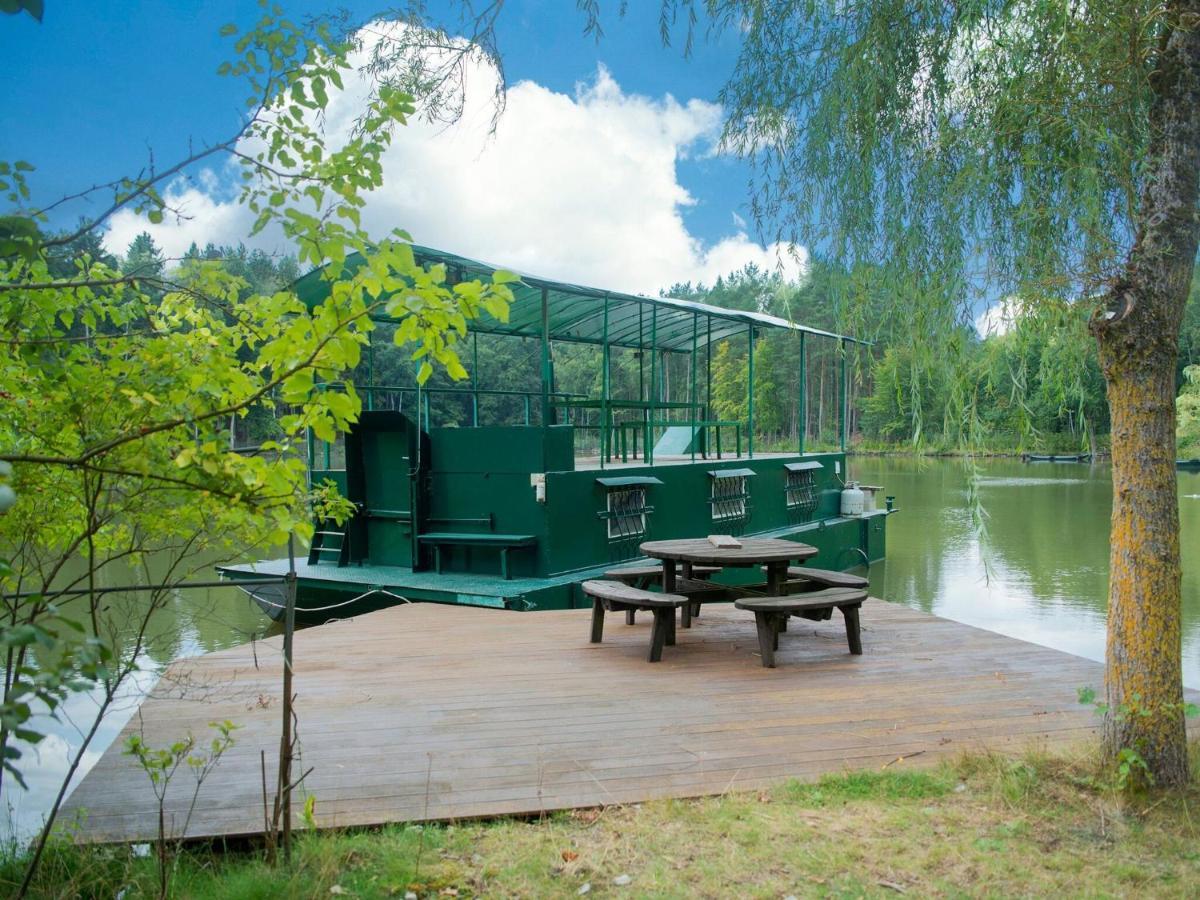 Comfy Houseboat In Florennes Next To The Forest Luaran gambar